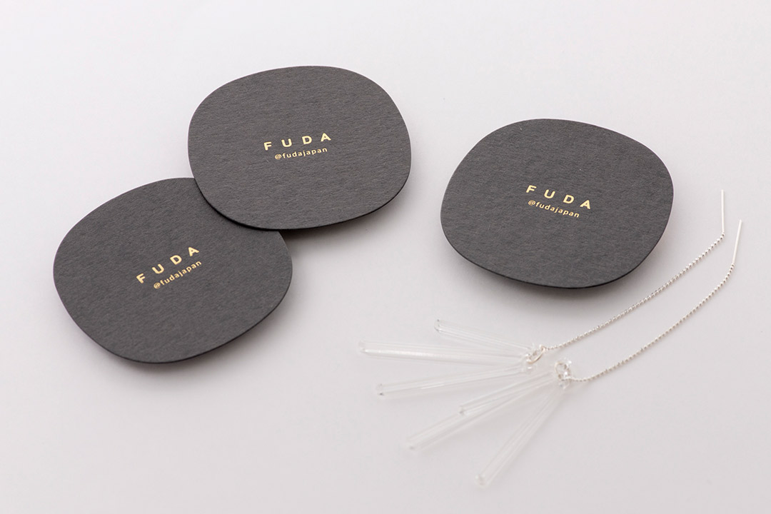 アクセサリー台紙　コロン