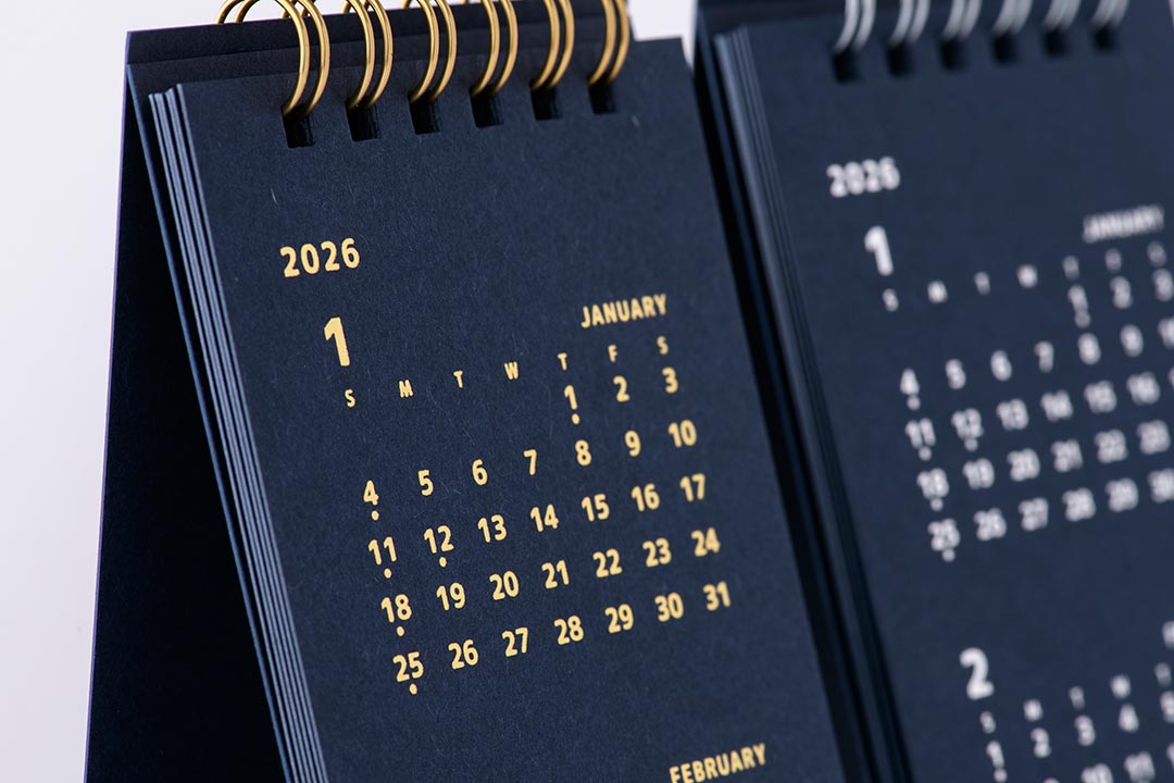 2026年シンプルデザインの卓上カレンダー