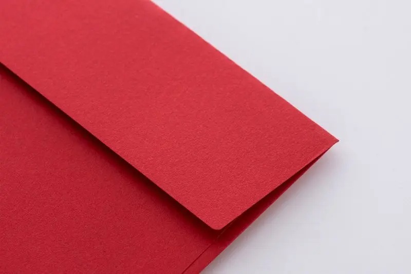 きれいな色の赤封筒