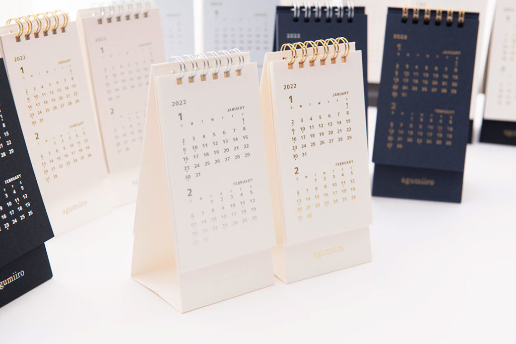 ノベルティ卓上カレンダーがなぜ最強の販促ツールなのか 箔押し印刷 名入れ専門店 あさだ屋
